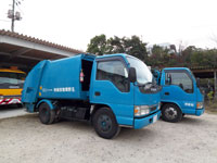 ゴミ収集車